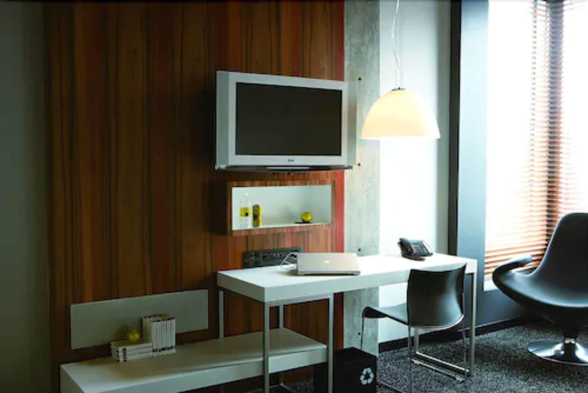 Alt Hotel Toronto Airport Μισισάουγκα Εξωτερικό φωτογραφία