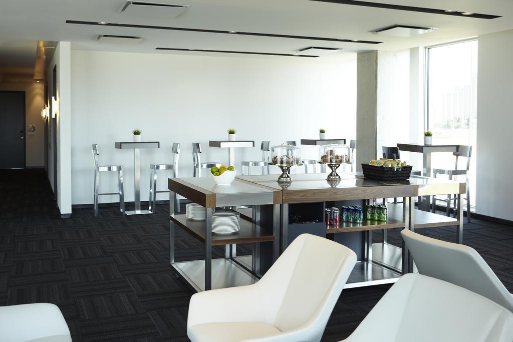 Alt Hotel Toronto Airport Μισισάουγκα Εξωτερικό φωτογραφία