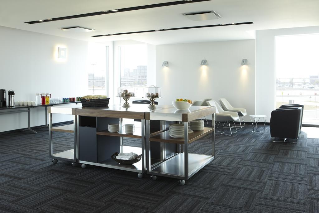 Alt Hotel Toronto Airport Μισισάουγκα Εξωτερικό φωτογραφία